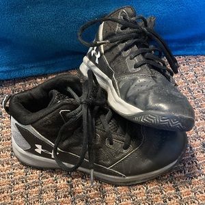Young Boy Under Armor Black Sneakers